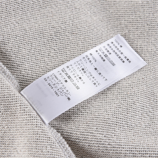 ブランドパーカー着用イメージ